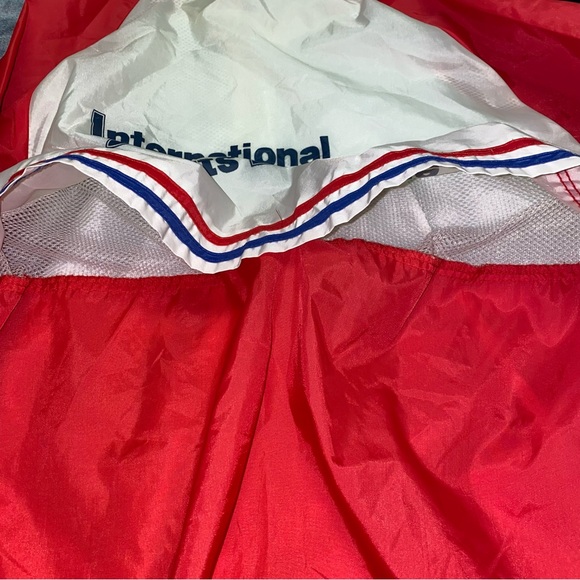 VTG Windbreaker Jacket Mens Medium Red Blue Full Zip Nylon International Sports - Picture 3 of 13